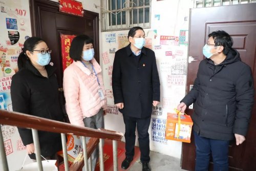 前方战“疫”情，后方送温情—太和县人民医院慰问支援湖北护士王敏家属