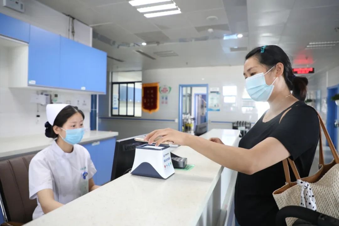 【暖民心行动】患者不出“科”，就能办出“院”