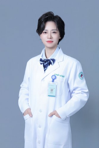 游璐