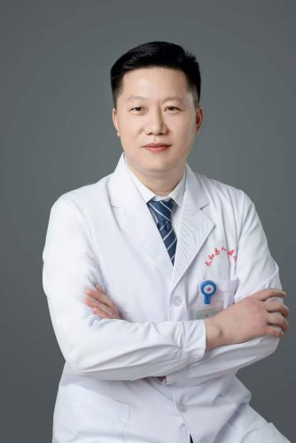 任云